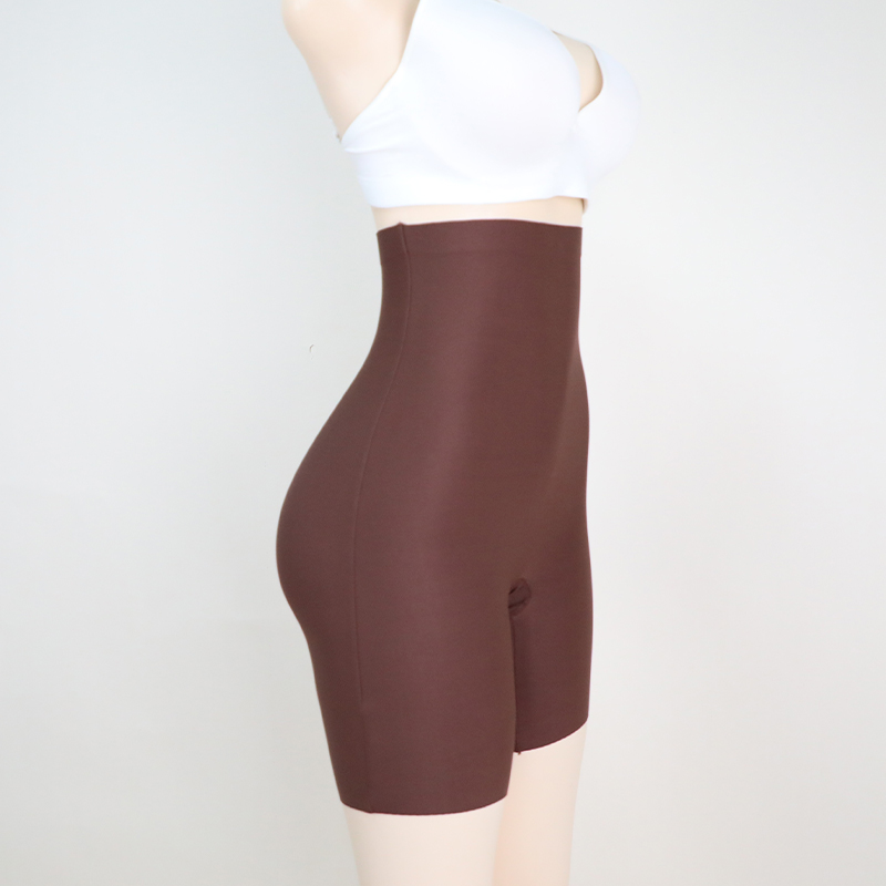 Sculpt Mid Rise Short Side view